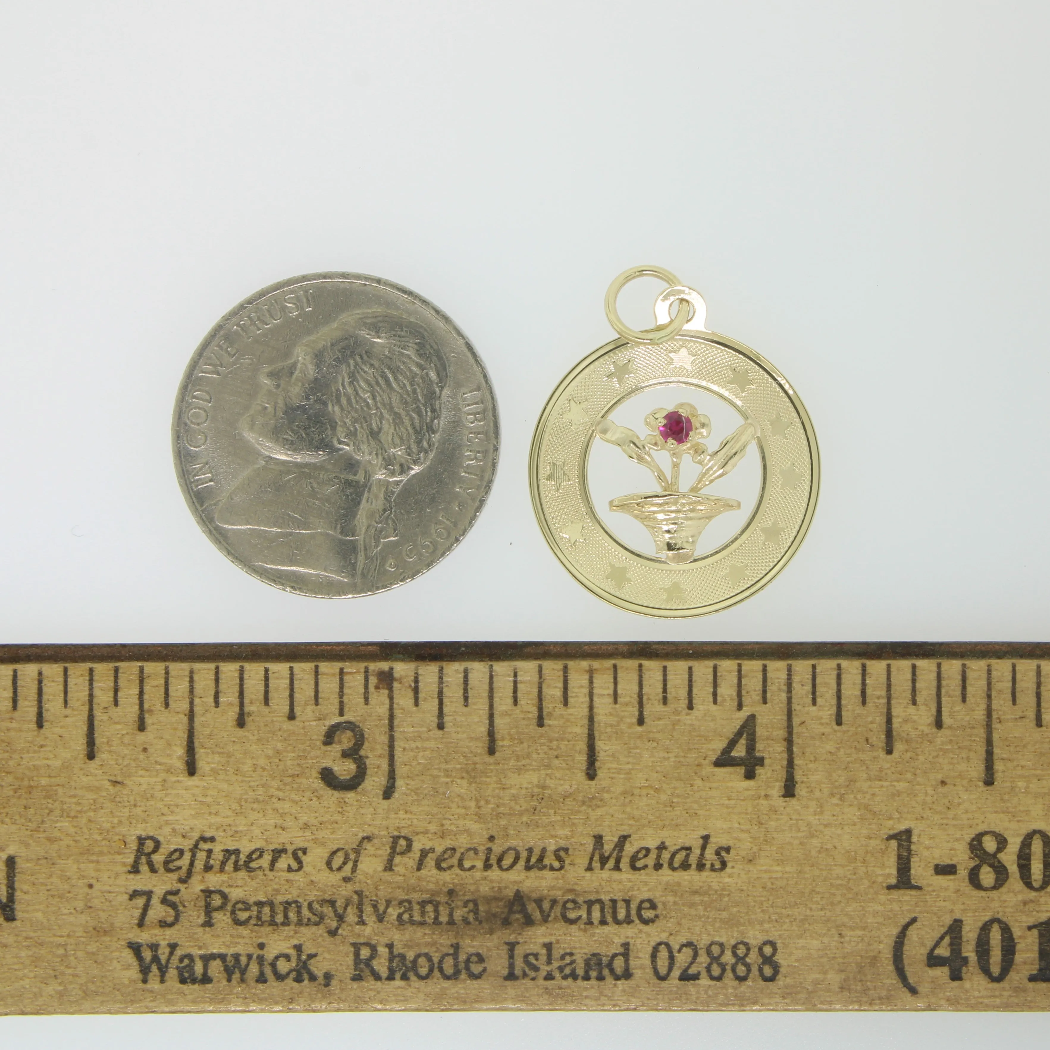 14K Yellow Gold Flower Pot with Red Stone in Circular Frame (Estate)