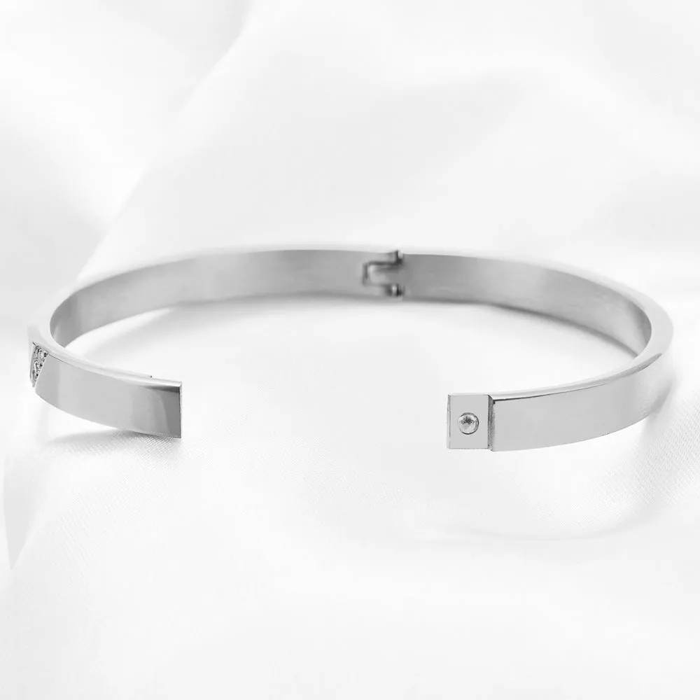 18K Gold Bracelet with 304 Stainless Steel, 6MM Simple and Elegant Design, Electroplating Craftsmanship, Fashionable Diamond Inlaid Slant Edge