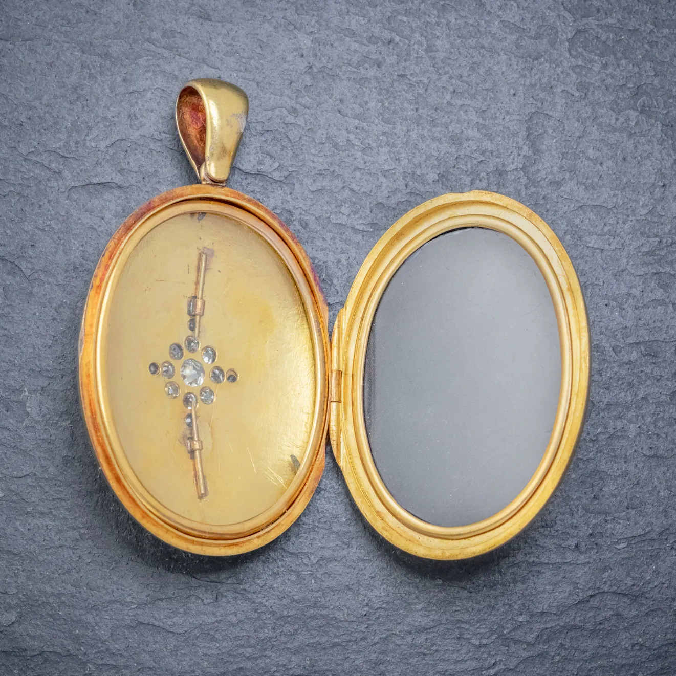 Antique Victorian Diamond Star Locket 18Ct Gold 1.30Ct Old Cut Diamonds Circa 1900