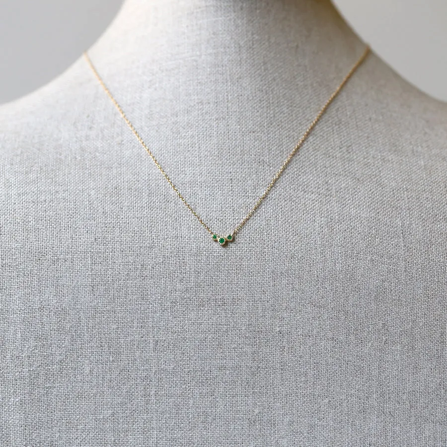 Emerald bezel necklace
