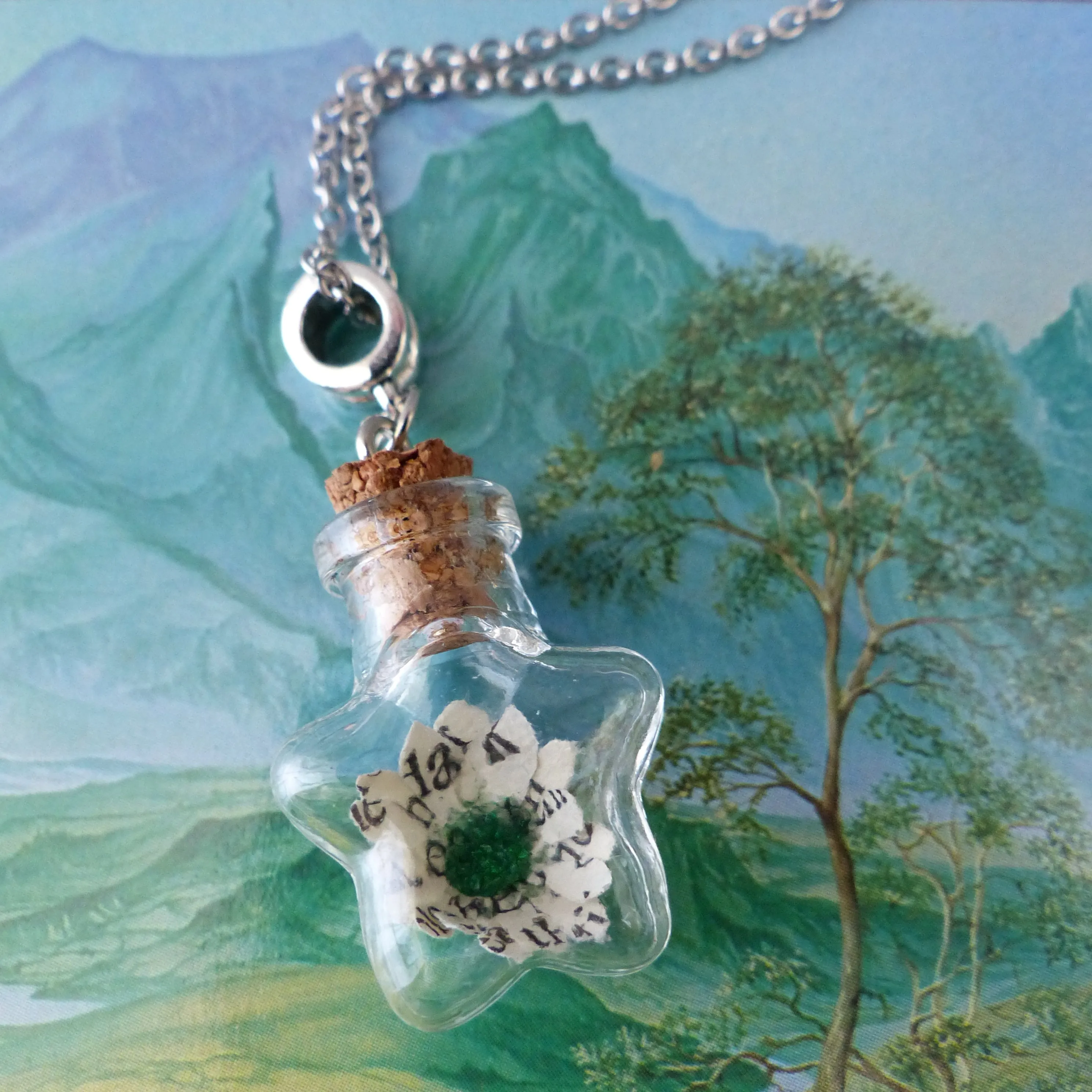 Fellowship of the rings daisy in star bottle necklace