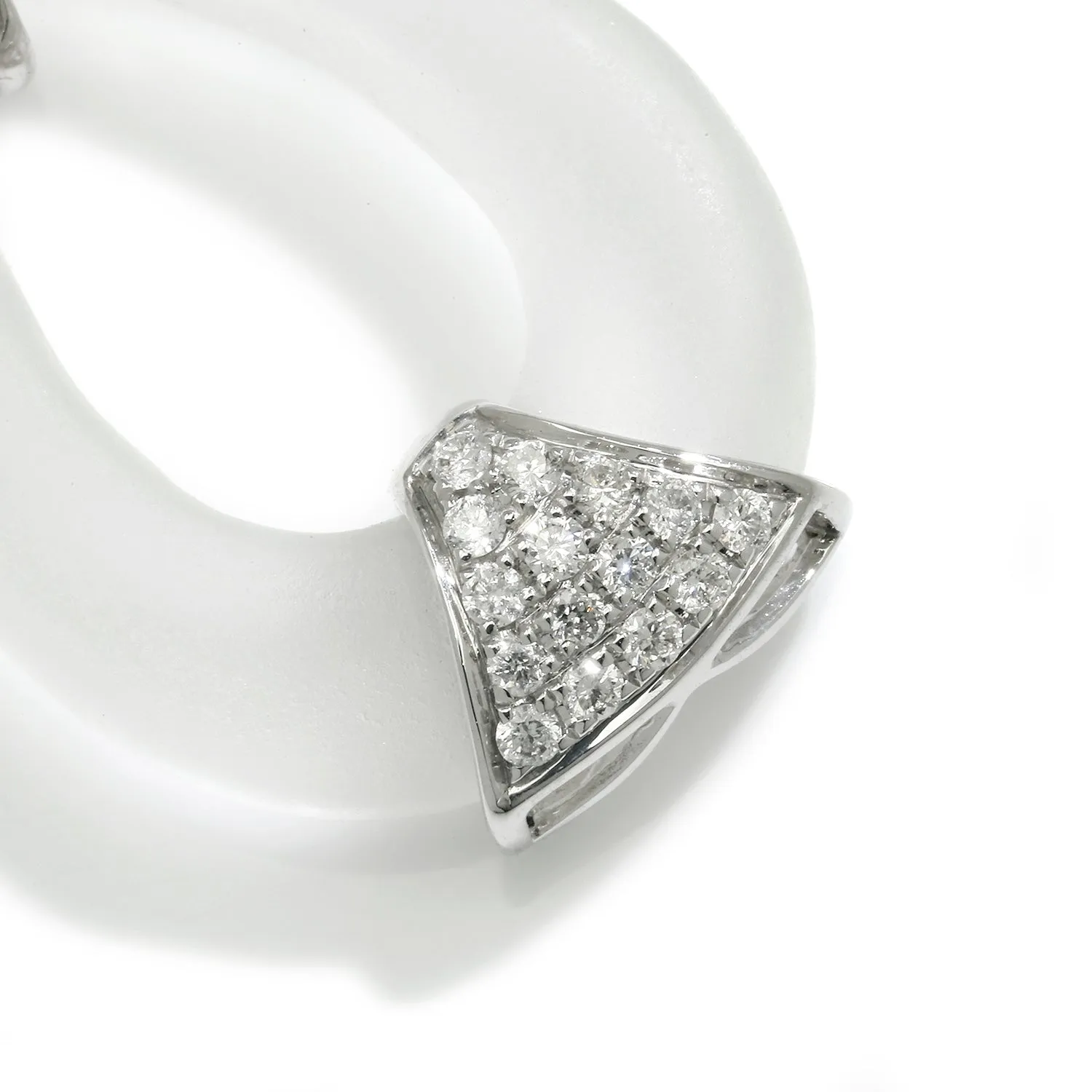 Frosted Crystal Pendant with Diamonds in White Gold and Onyx