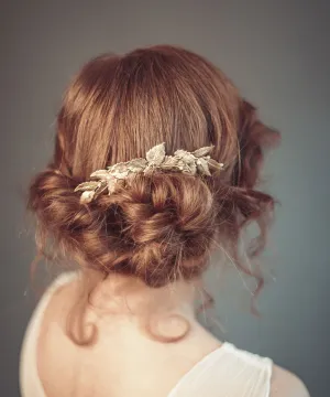 Gold leaf comb with pearls