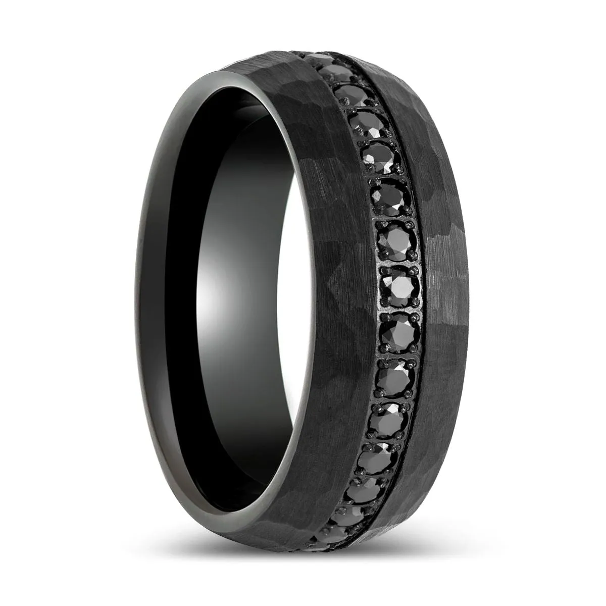 JUNCOS | Black Hammered Ring with Round Cut Black CZ
