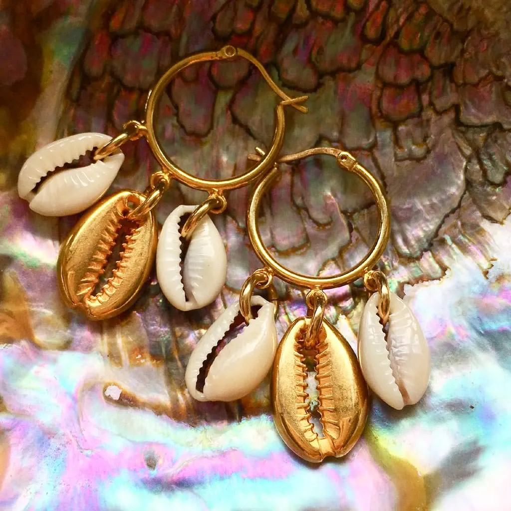 Midas Seashell Charm Trio Mini Hoop Earrings