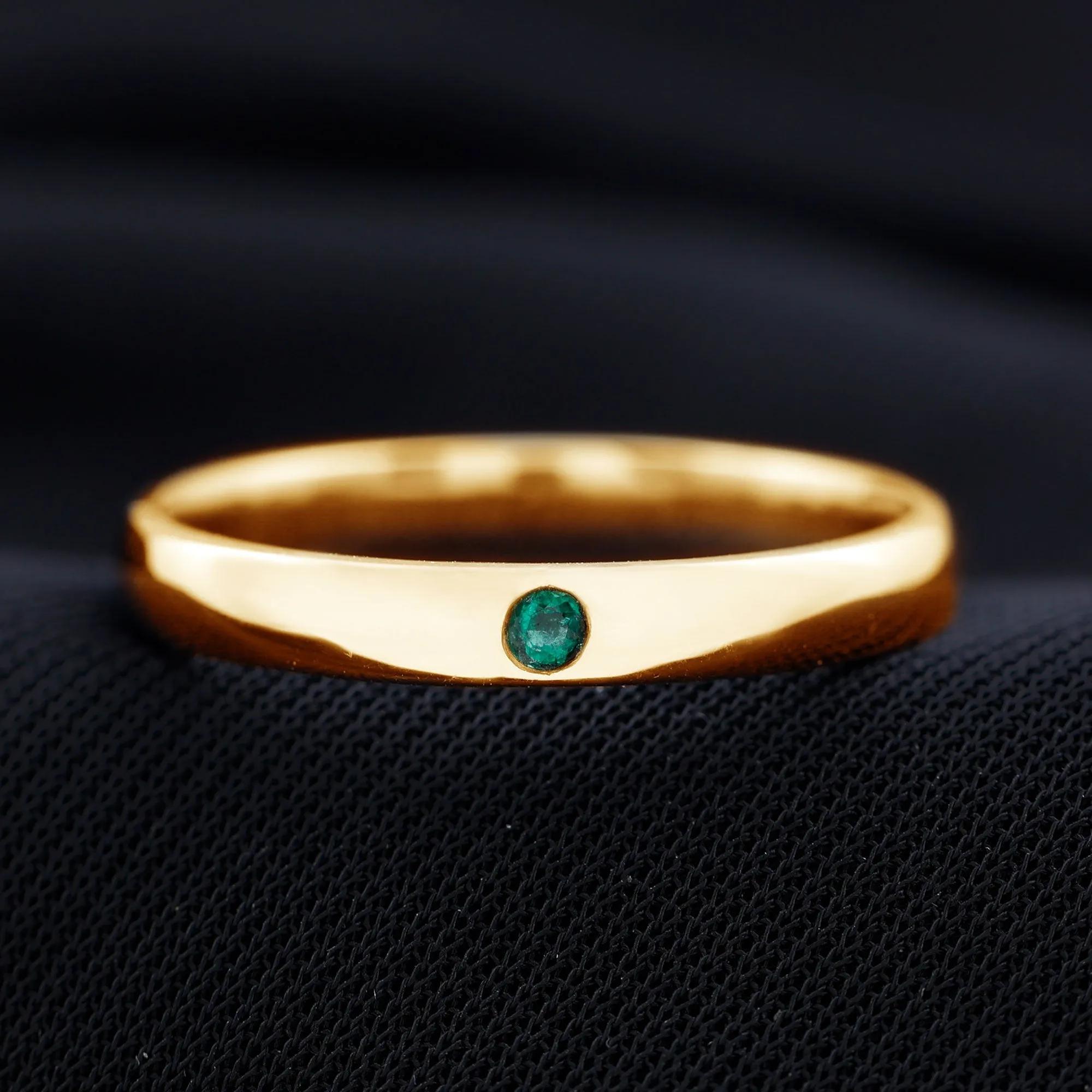 Natural Emerald Solitaire Women Band Ring