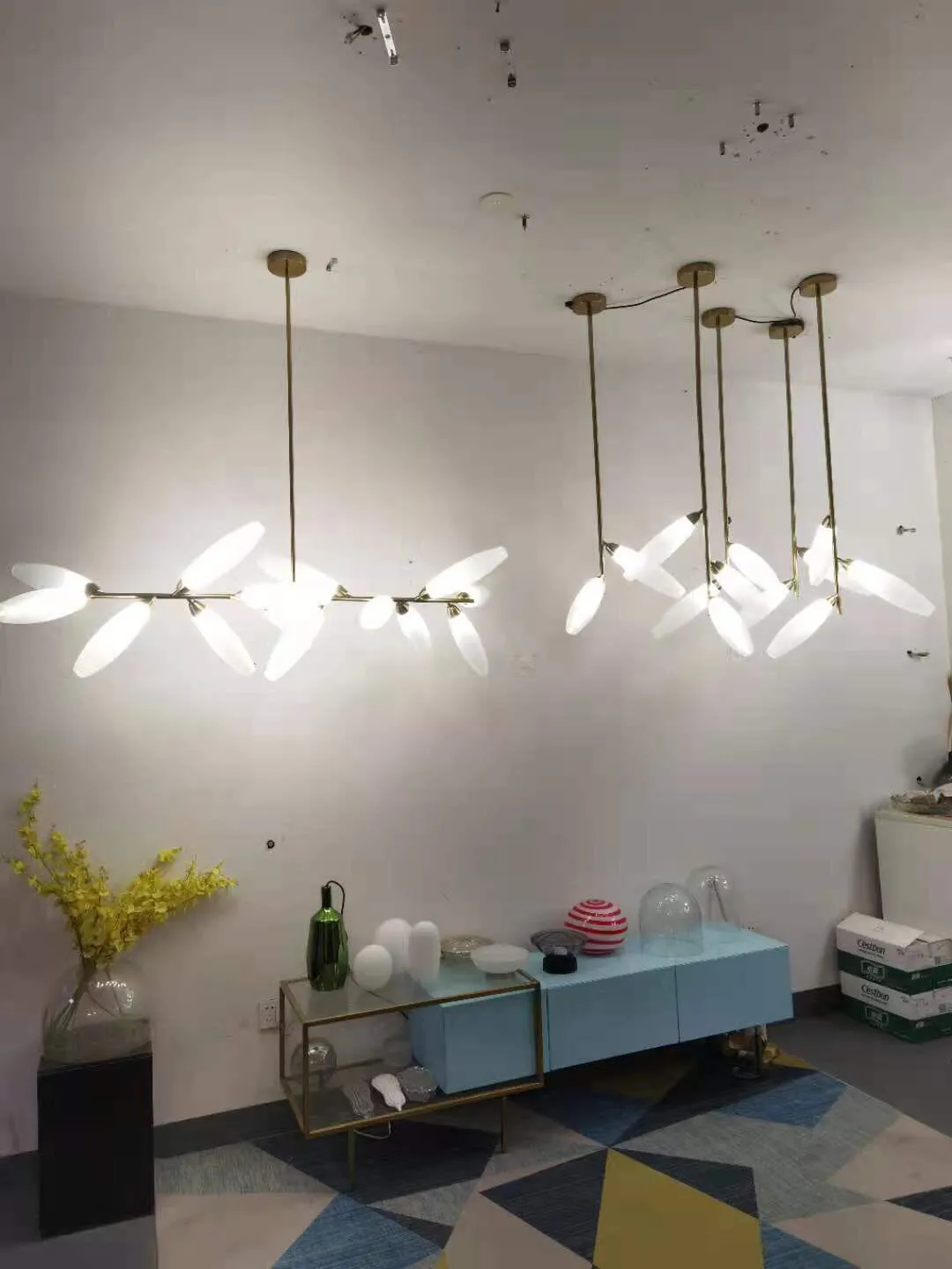 New Italian grape glass living room lamp designer creative personality bedroom study exhibition hall white chandelier
