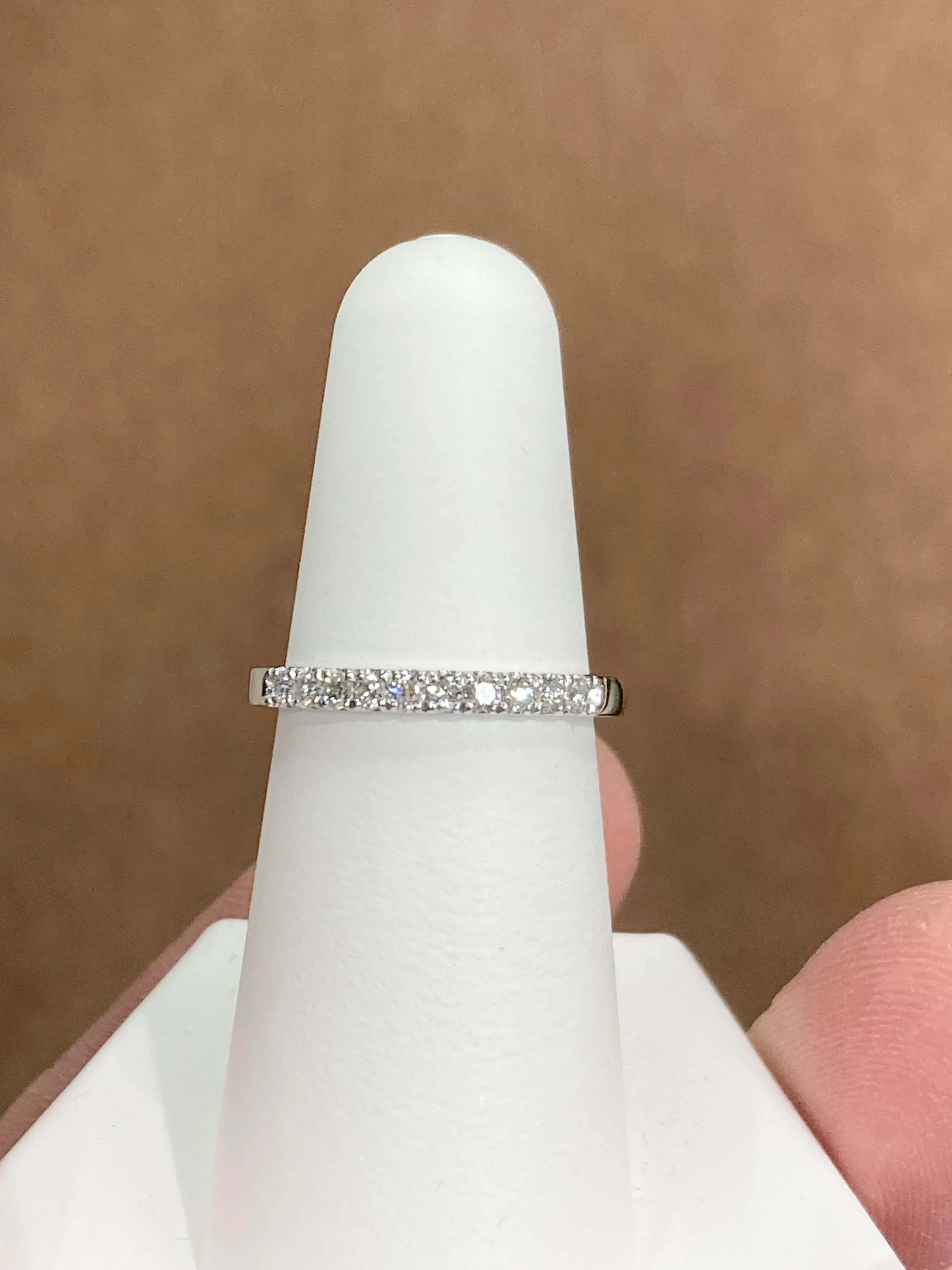 Quarter Carat Diamond White Gold Wedding Ring