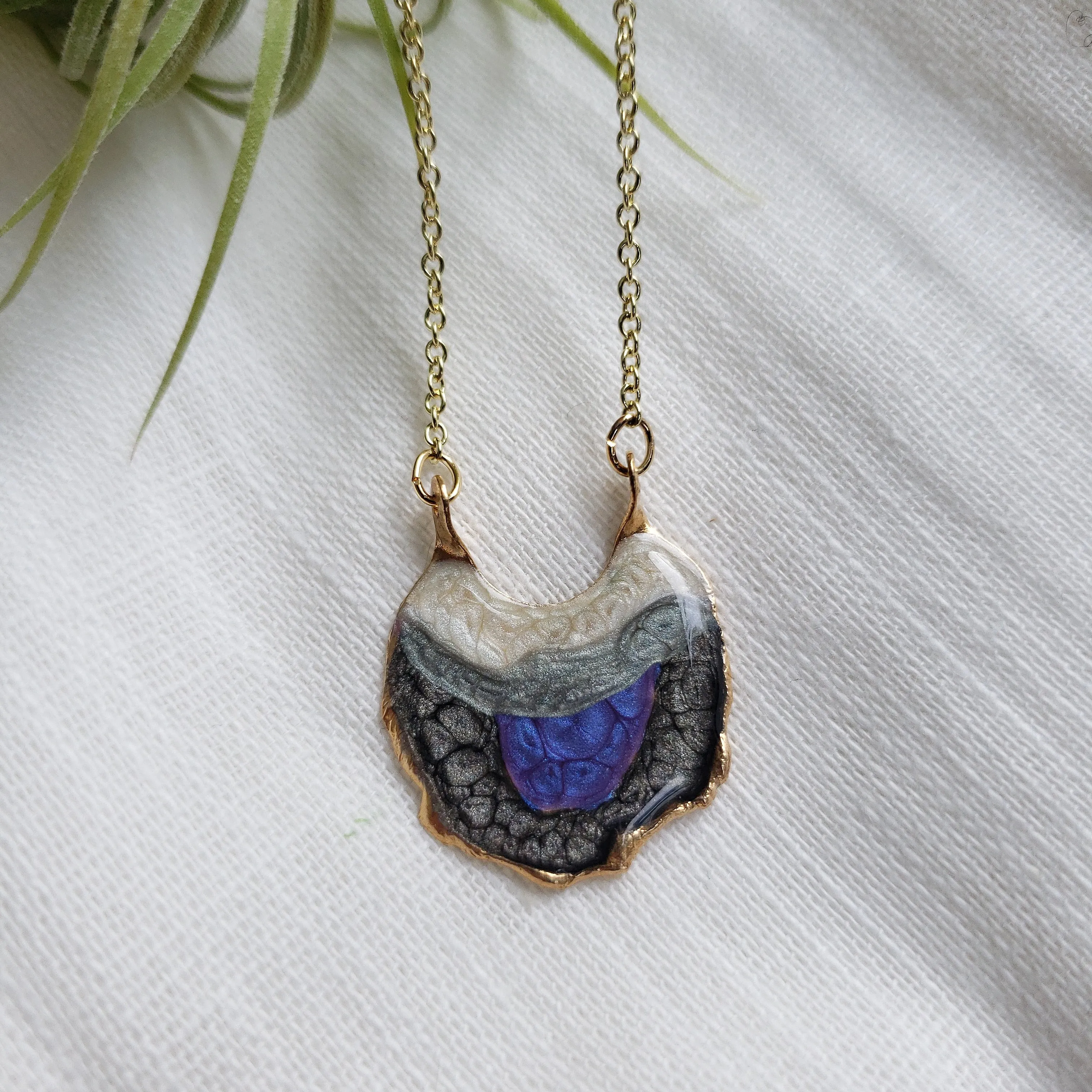 SALE- Reticulated Necklace -Onyx/Purple