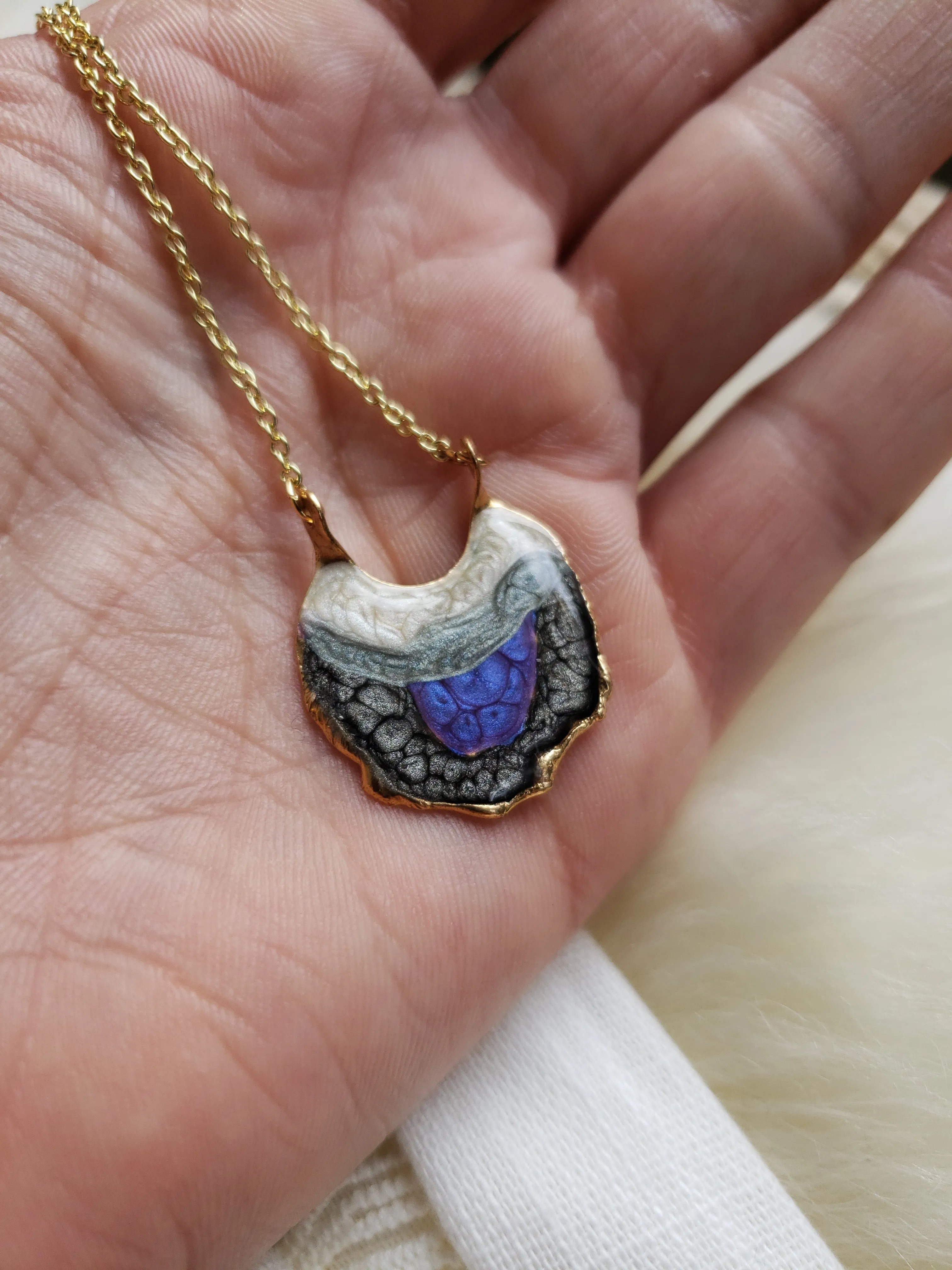SALE- Reticulated Necklace -Onyx/Purple
