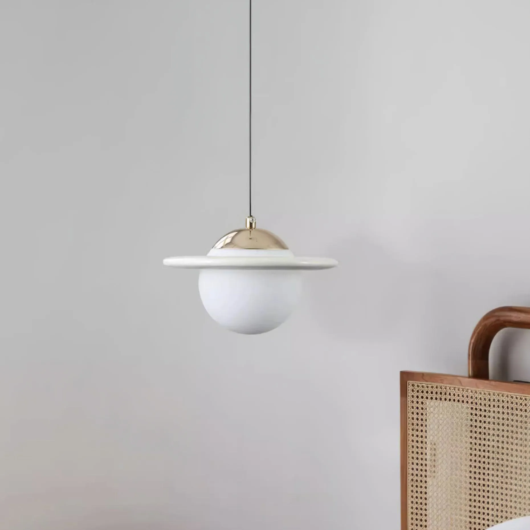 Saturn Planet Pendant Lamp