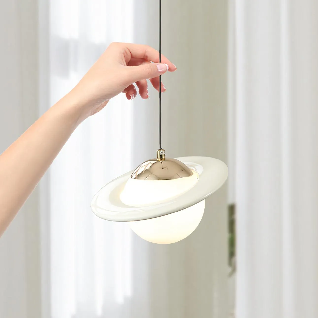 Saturn Planet Pendant Lamp